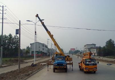 Åpenbare fordeler med Solar Street Lamp 淄博风向标信息科技有限公司 -2 组-张玲玲